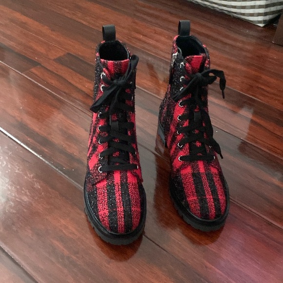 Kate Spade Red and Black Combat Boots Size 7 NWOT ( S - 12) - Picture 4 of 8